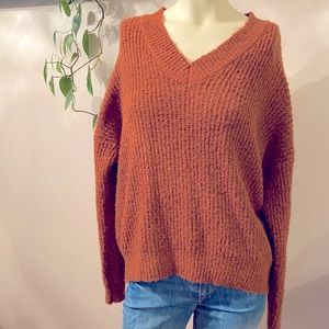 No boundaries rust orange sweater size L